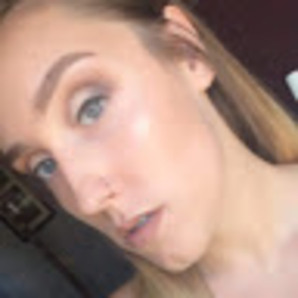 Meet your Posher, Cera